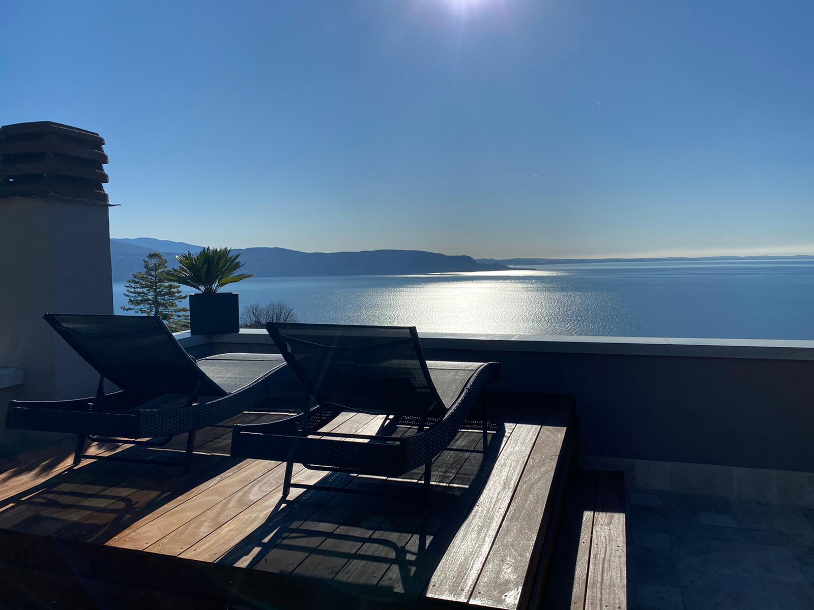Skylounge 360° · Rooftop mit Blick auf den Gardasee